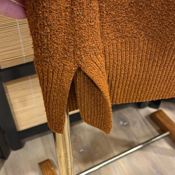 Christian Siriano Rust-Brown Knit Vest - Picture 3 of 4